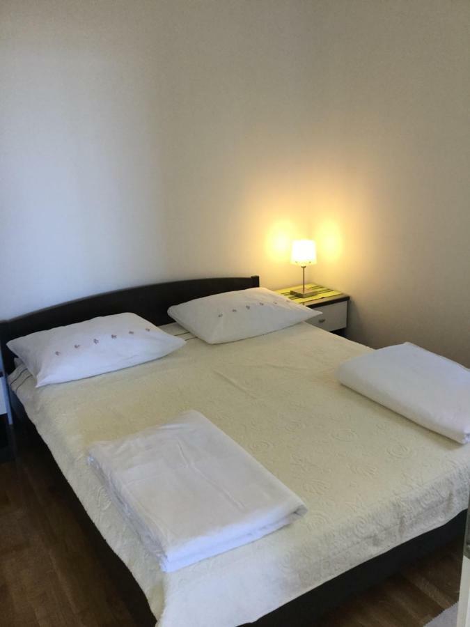 Apartments Sandra Rogoznica  Eksteriør billede